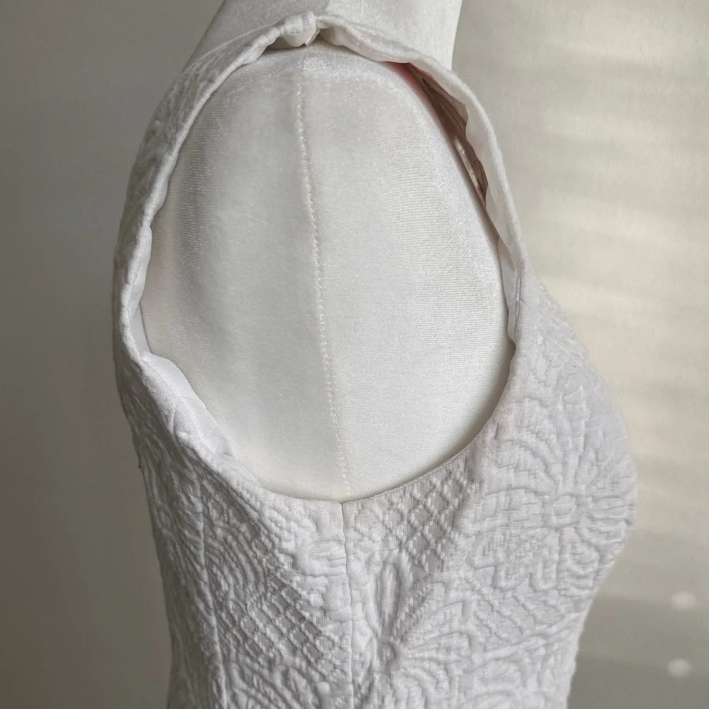 Lilly Pulitzer White Dress with Pink Embroidery - Picture 5 of 14